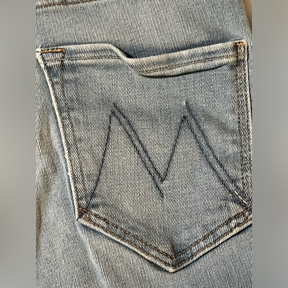 Mother women’s jeans size 26 blue cropped raw hem euc high rise - Picture 6 of 13
